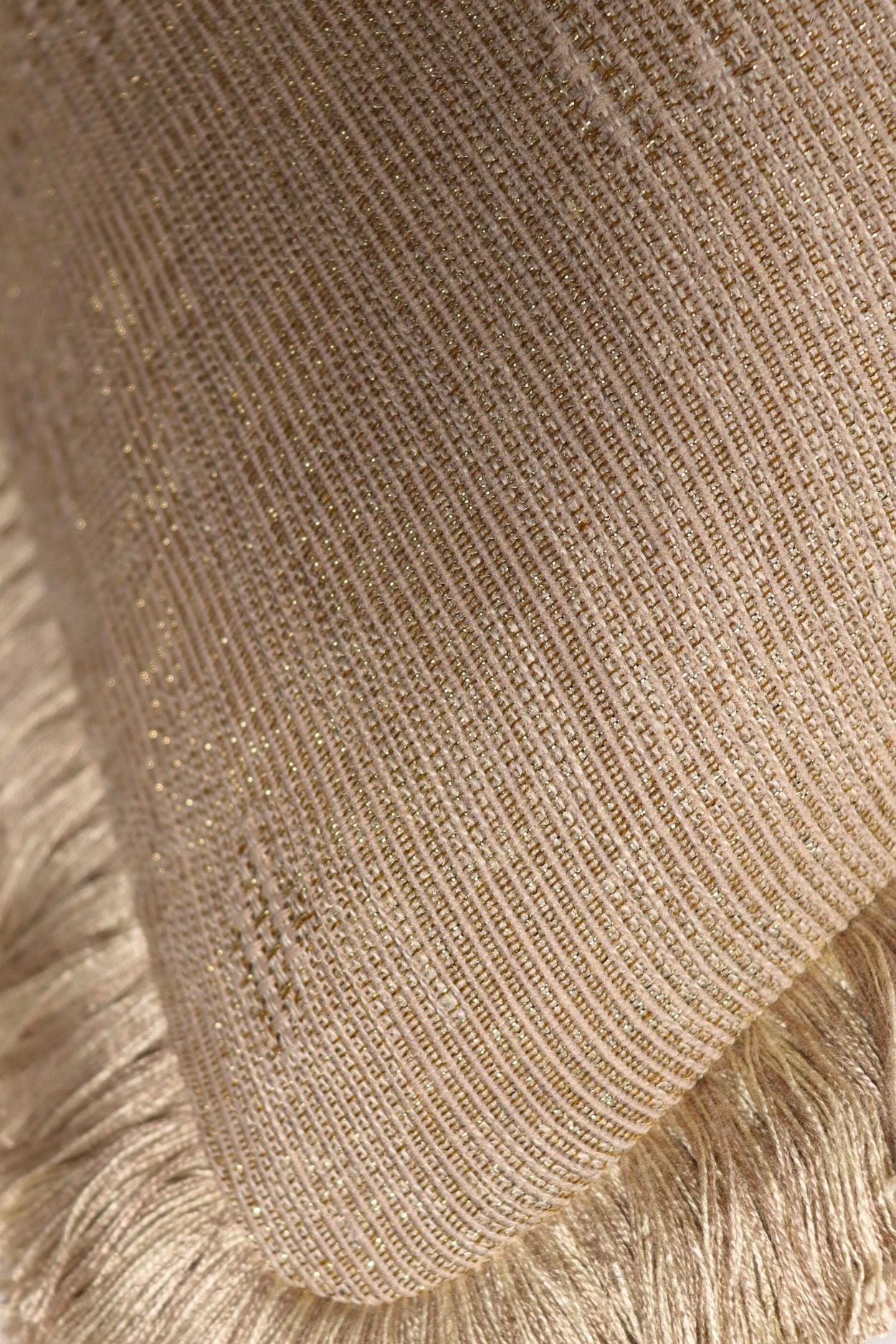 The Tinsel Gleam - 50x50 cm