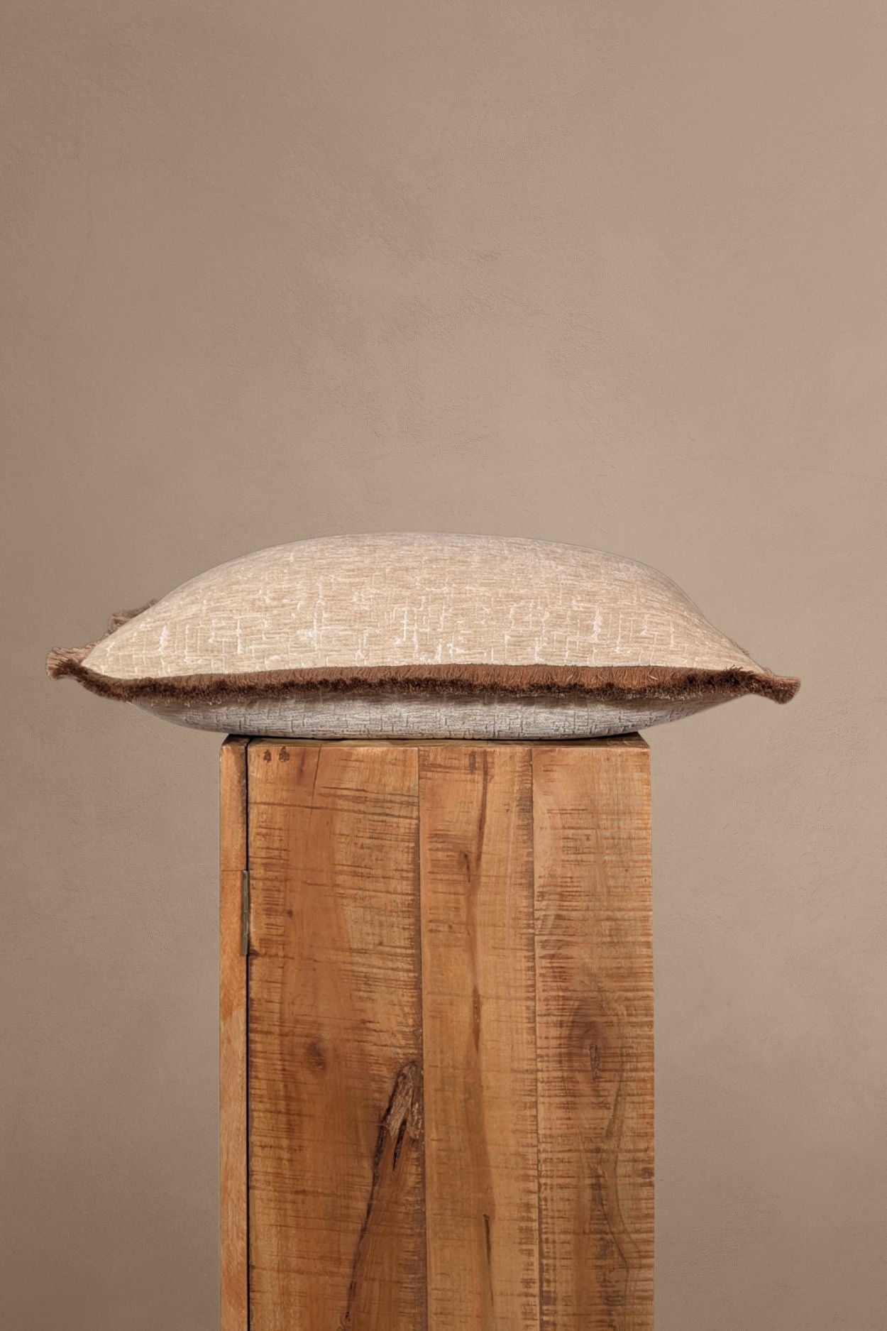 Cracked Beige - Large