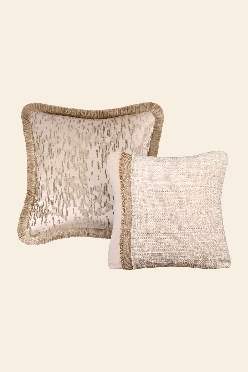 Set van 2 beige en crème witte kussens.