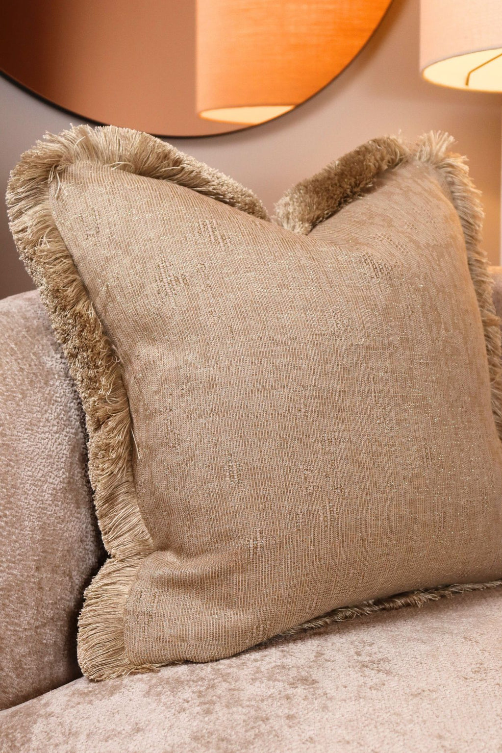 The Tinsel Gleam - 50x50 cm