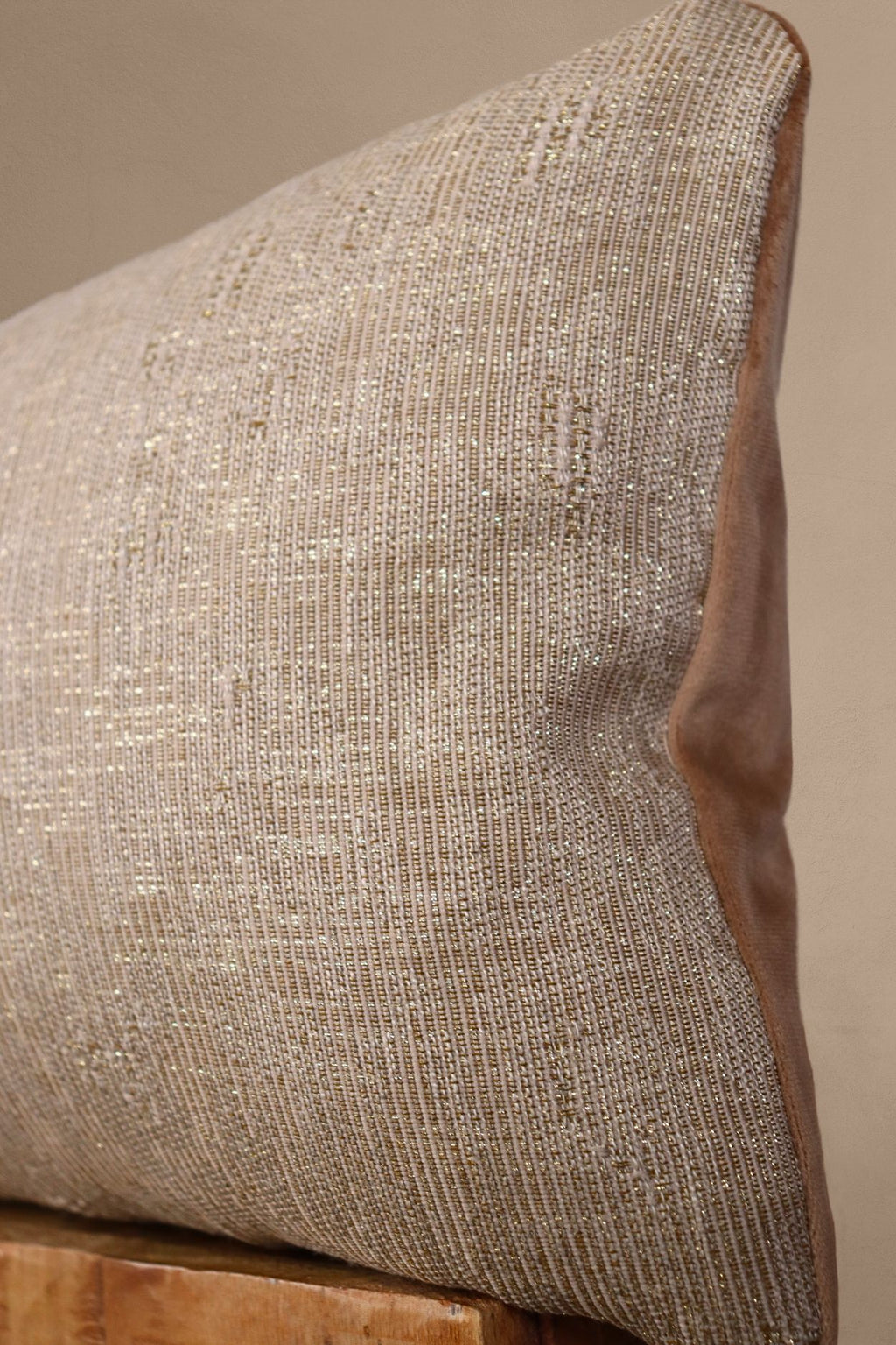 The Tinsel Gleam - 30x50 cm